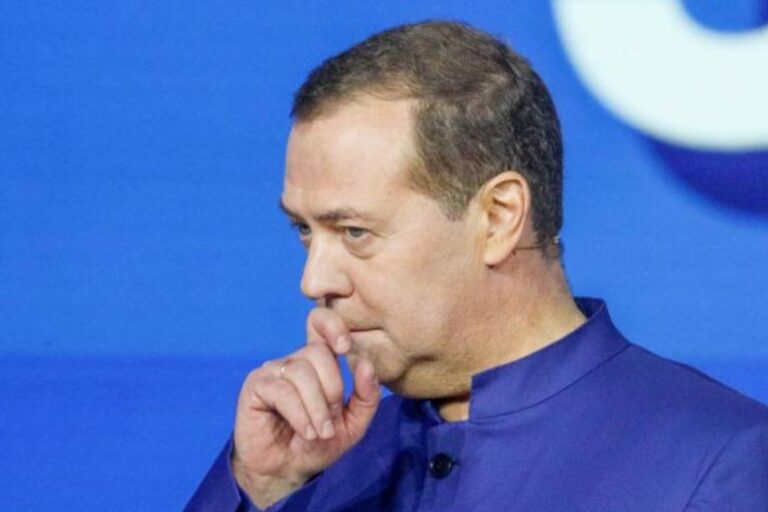 Медведев дал совет «трибуналу» СЕ и Украины