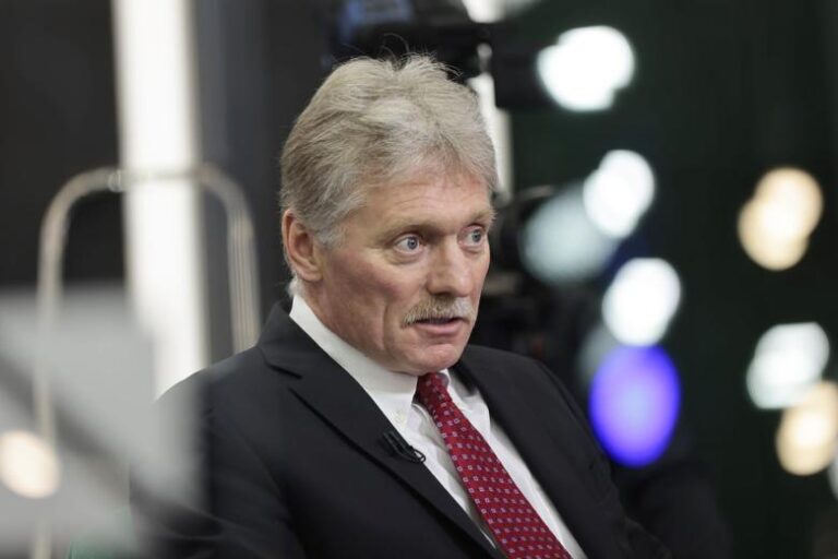 Песков раскрыл, на каком этапе находятся переговоры с Киевом