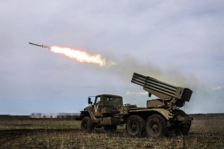 «Получат зарево»: жителей Киева предупредили об ударах возмездия от России