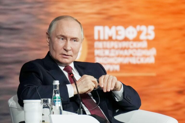 Путин объяснил, к какому статусу должна вернуться Украина