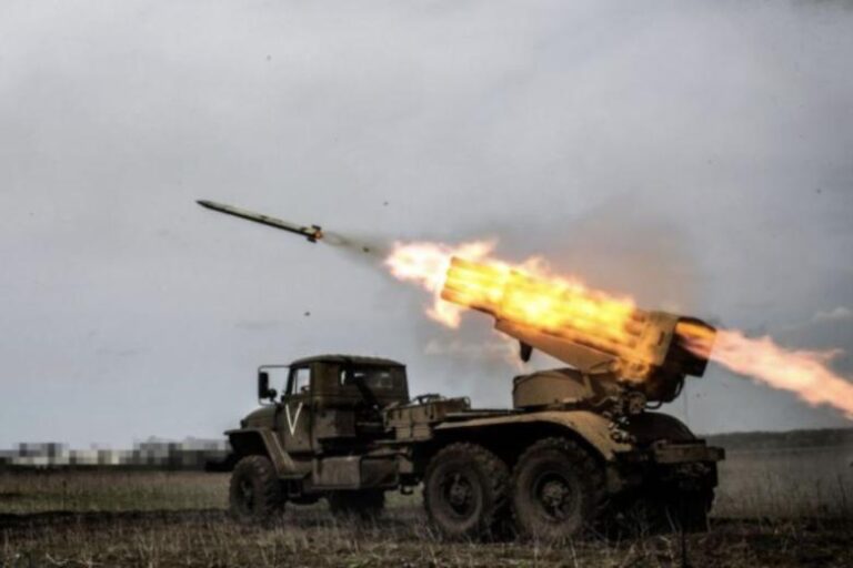 Путин призвал запланировать средства для размещения оружия