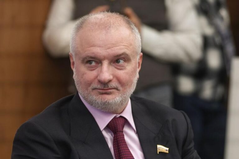 Российский сенатор дал объяснение выходке Киева с обменом телами солдат