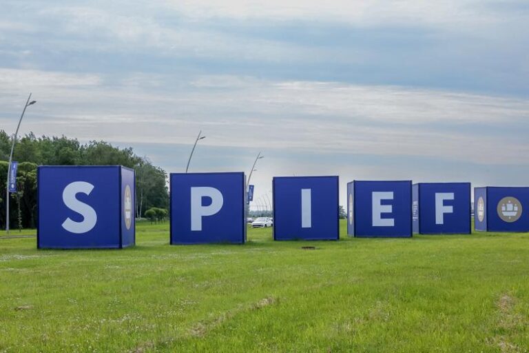 В Госдуме оценили значение ПМЭФ для России