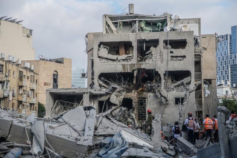 В Госдуме призвали учиться на ошибках Ирана для защиты России от провокаций