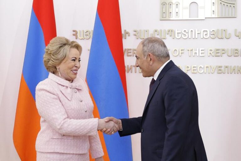 В Совфеде заявили об отсутствии кризиса в отношениях России и Армении