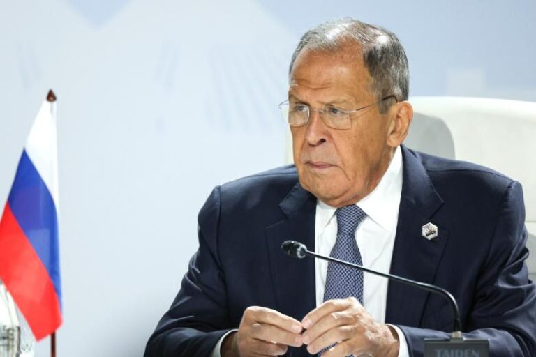 Лавров прибыл на саммит БРИКС в Бразилию