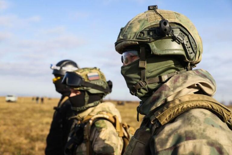 МЭР раскрыло число мер поддержки участников СВО в России