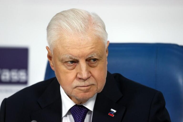 Миронов предложил выдворять мигрантов за хулиганство