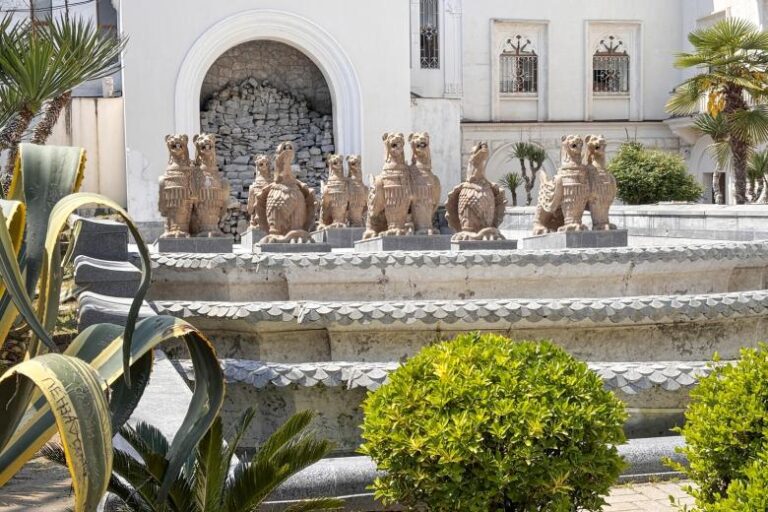 «Можно обидеть»: Абхазию предупредили о последствиях критики туристов из РФ