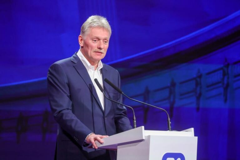 Песков сообщил о разделении Россией треков по диалогам с США и Украиной