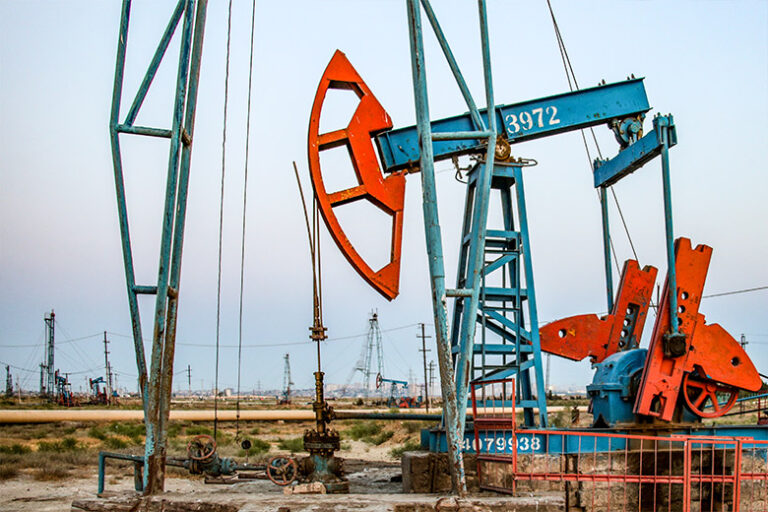 В ГД отреагировали на возможное снижение потолка цен на российскую нефть