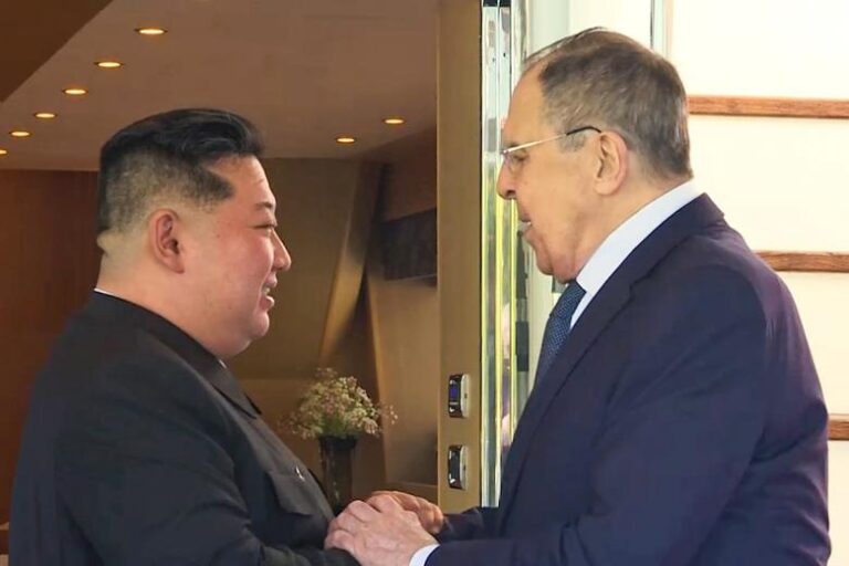 В МИД раскрыли, о чем Лавров говорил с Ким Чен Ыном