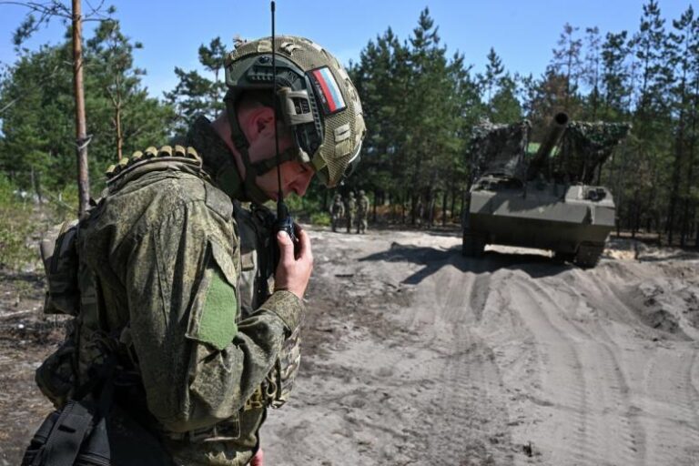 В зоне СВО развернули уникальную систему беспроводной связи