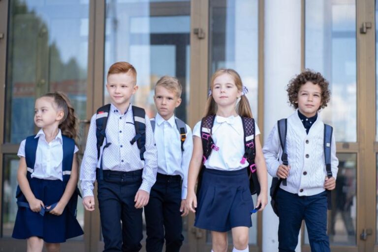 Как морально подготовить ребенка к школе: важные шаги