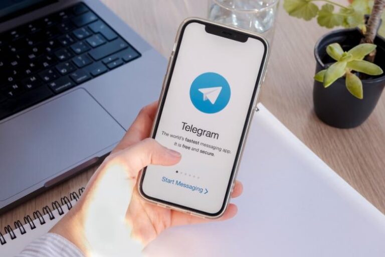 Раскрыты последствия ограничений Telegram и WhatsApp для операторов связи