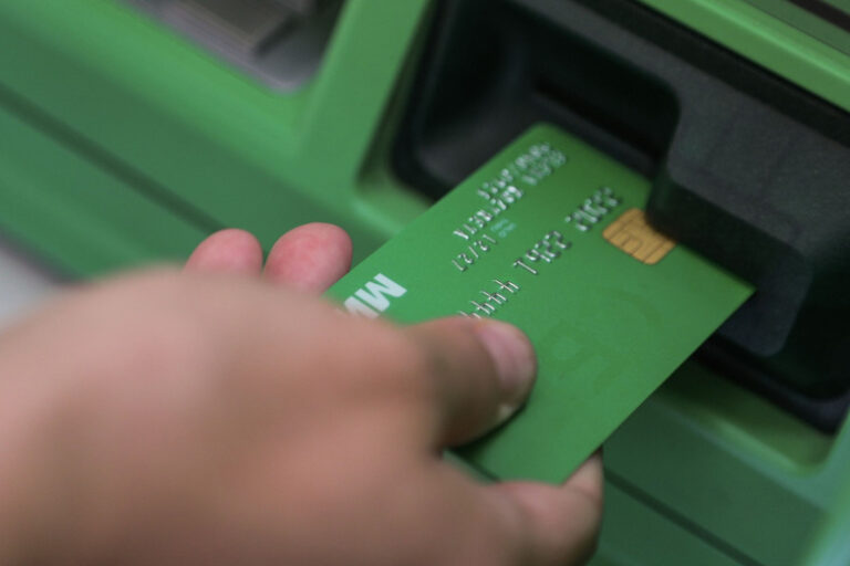 Карты «Мир» запустят со дня на день в одной азиатской стране