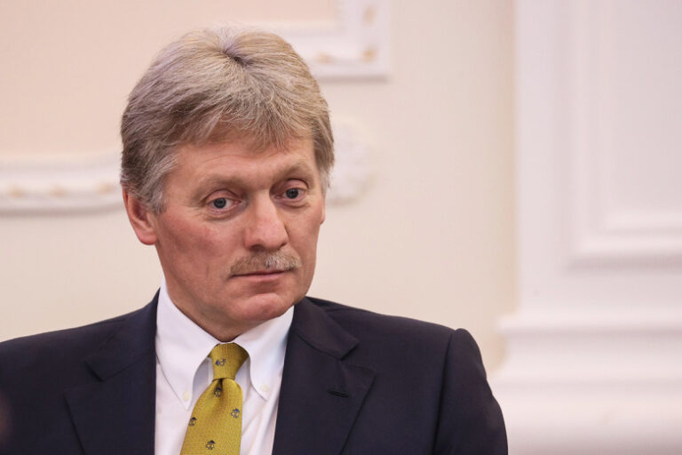 Кремль оставил без комментариев слухи о территориальных уступках