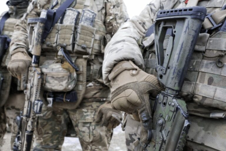 Раскрыто, почему российские бойцы относятся к пленным ВСУ по-человечески