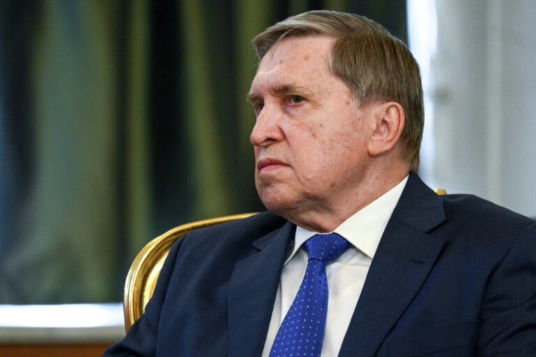 Ушаков объяснил, что на Западе делают с пророссийскими голосами