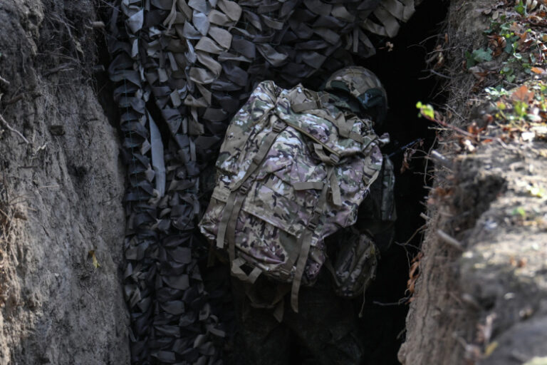 В Минобороны рассказали о попытках ВСУ скрыться в жилых домах