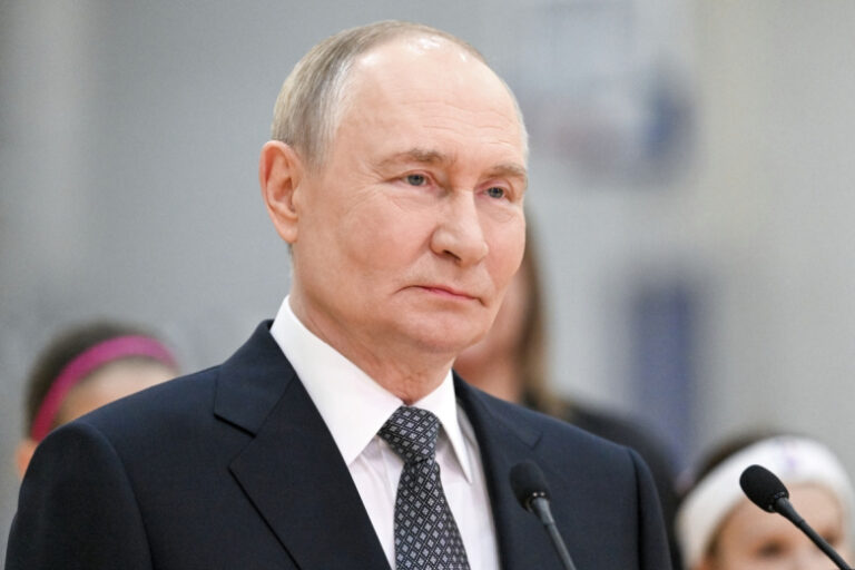 Путин раскрыл, какой процент детей в России занимаются спортом