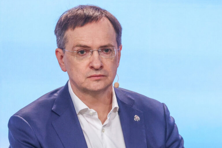 «Трагедия для всех нас»: Мединский о событиях на Украине