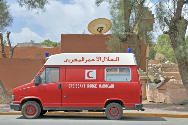 Почти 20 человек погибли при обрушении двух зданий в Марокко