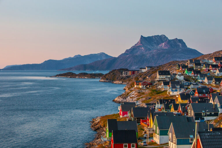 «Как бы ни сопротивлялась»: эксперт раскрыл, кому достанется Гренландия