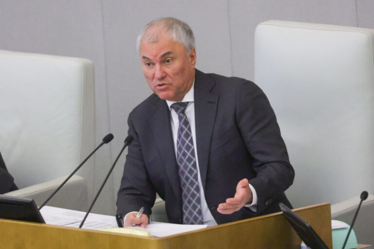 «Другого уже не дано»: Володин указал на возможности Зеленского