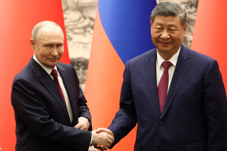 Президент России Владимир Путин и председатель КНР Си Цзиньпин